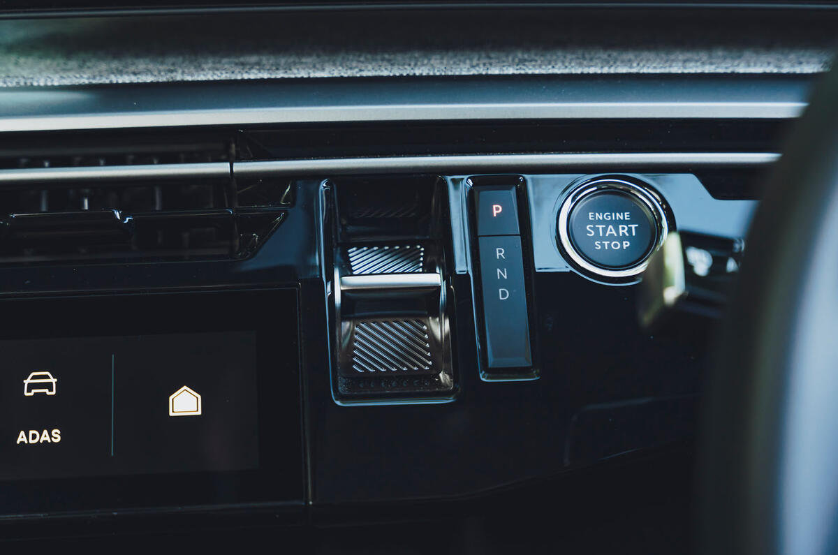 Peugeot E 3008 review 2024 12 starter button